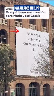 🔪 NAVALLADES EN EL PP 🔪  Mompó <President de la Diputación de València> penja una lona on mana a l'alcaldessa a prendre pel C U L.  El portaveu de Catalá respón que "es de tener pocas luces"  Mentre es peguen navallades entre ells, la ciutat és un caos.  #Plaza #Toros #Valencia #vlc